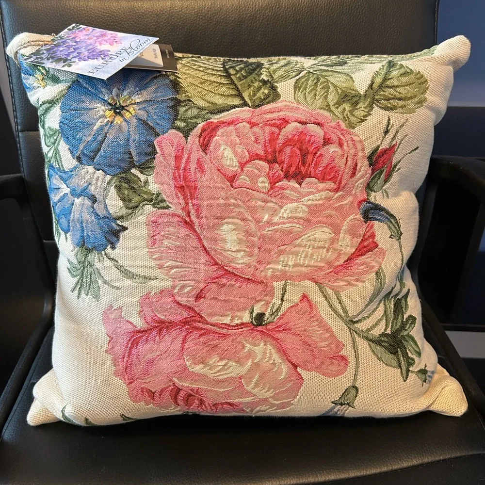 Hines of Oxford NWT Paris Bloom Luxury Cotton Tapestry Pillow w/ Velvet Backing